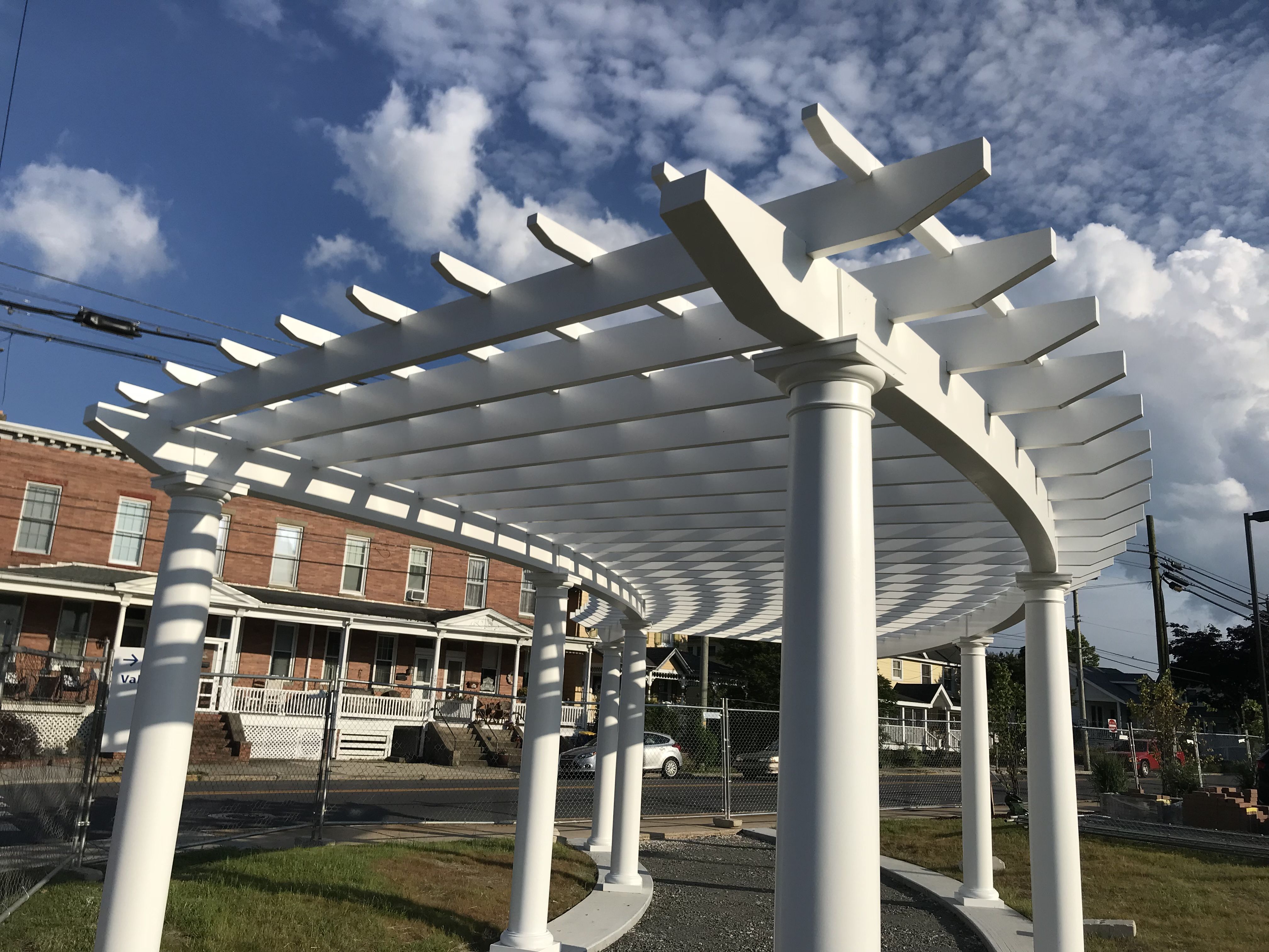 curved pergola.