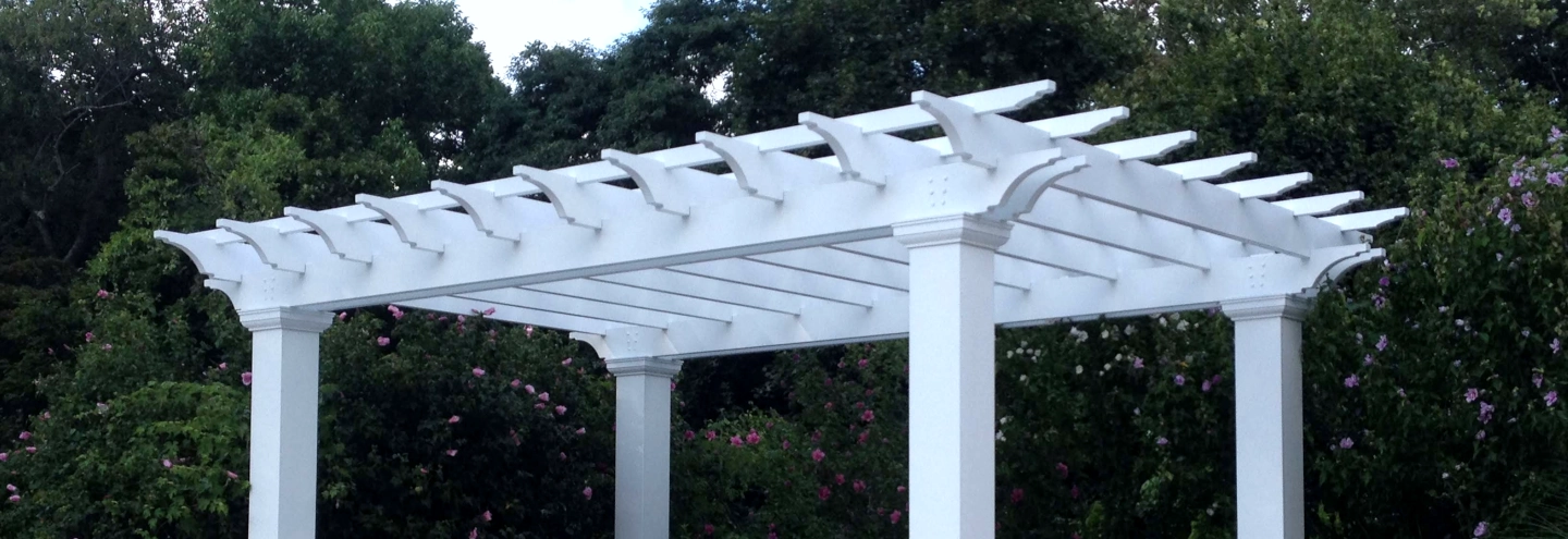 Baldwin Fiberglass Lattice in colonnade