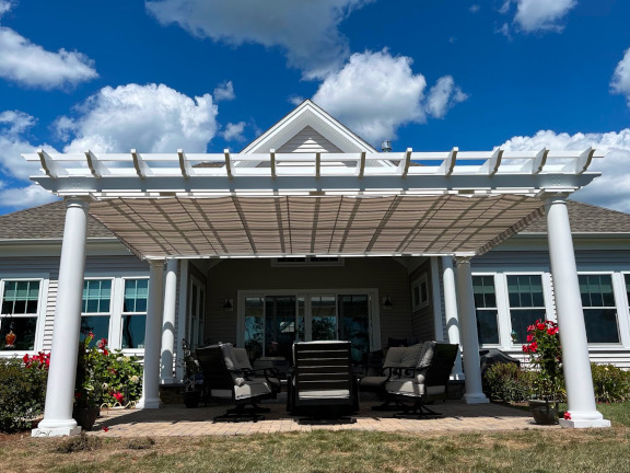 Baldwin Retractable Shade