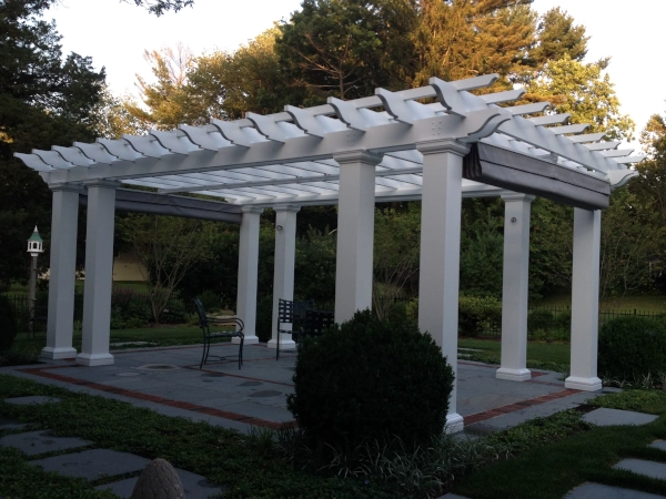 Freestanding pergola with TWO Retractable Shades